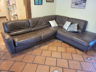 Sofa,cama piel,( leather)