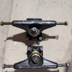 Venture PJ Trucks For Skateboard