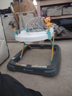 Baby trend baby walker