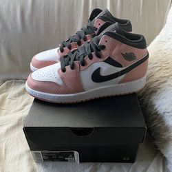 Air Jordan 1 Mid GS Pink New Size 5.5y
