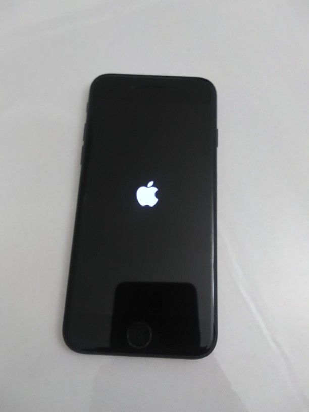 Iphone 7 Parts Only Working Loked