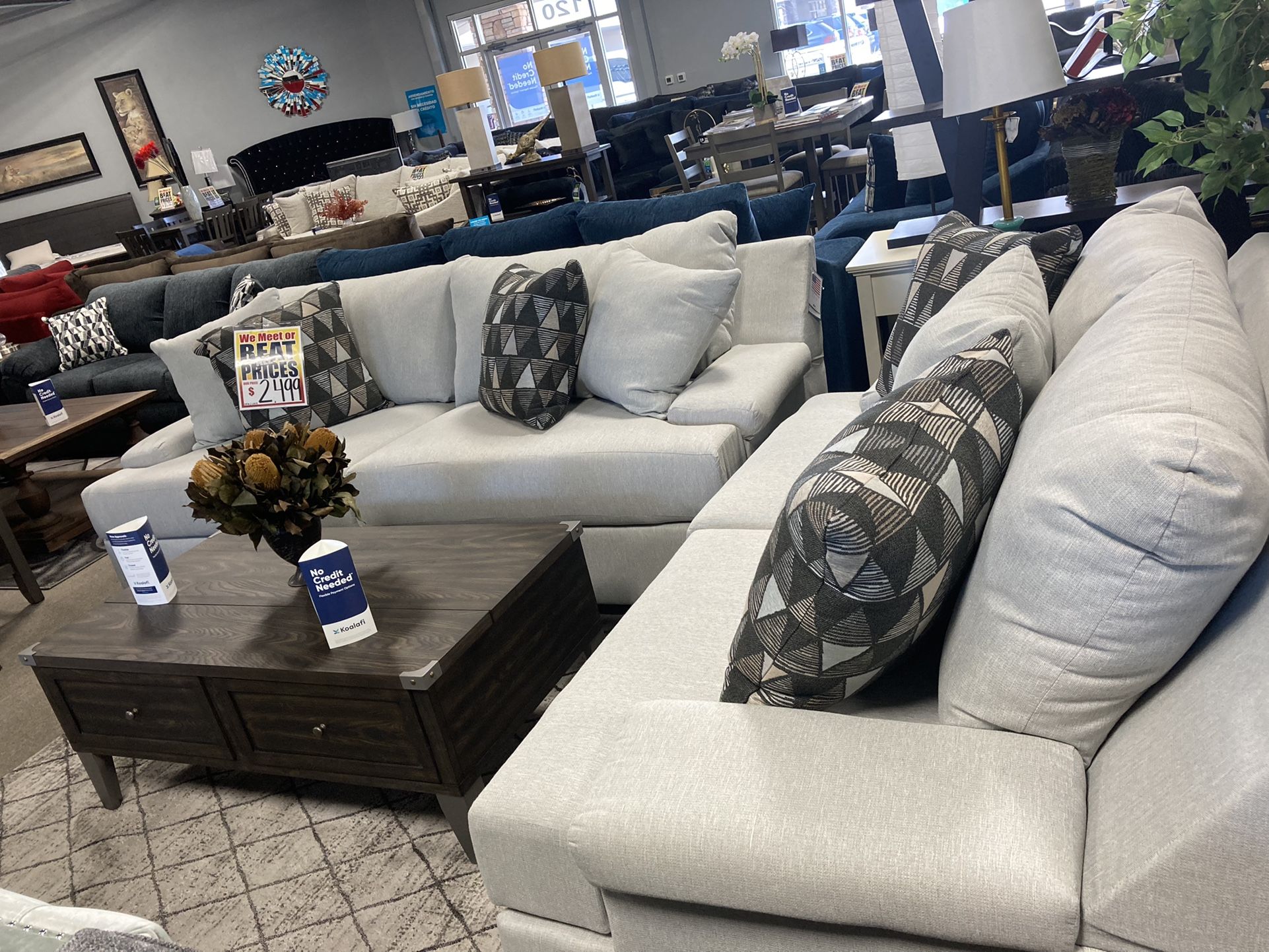 Lovely Sofa Set ✨💛 Eat Financing Available 😁👍 Free Delivery 🚚