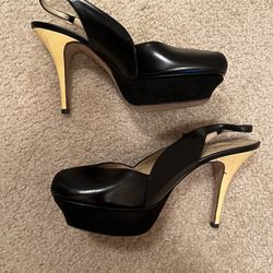 Yves Saint Laurent Heels Size 38 US Size 7.5 