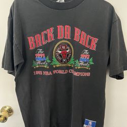 Vintage Chicago Bulls Tee