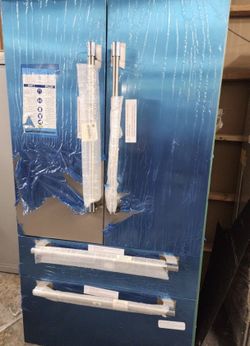 Thermador 42’ Built In Refrigerator Don’t Miss Out On. Deal 