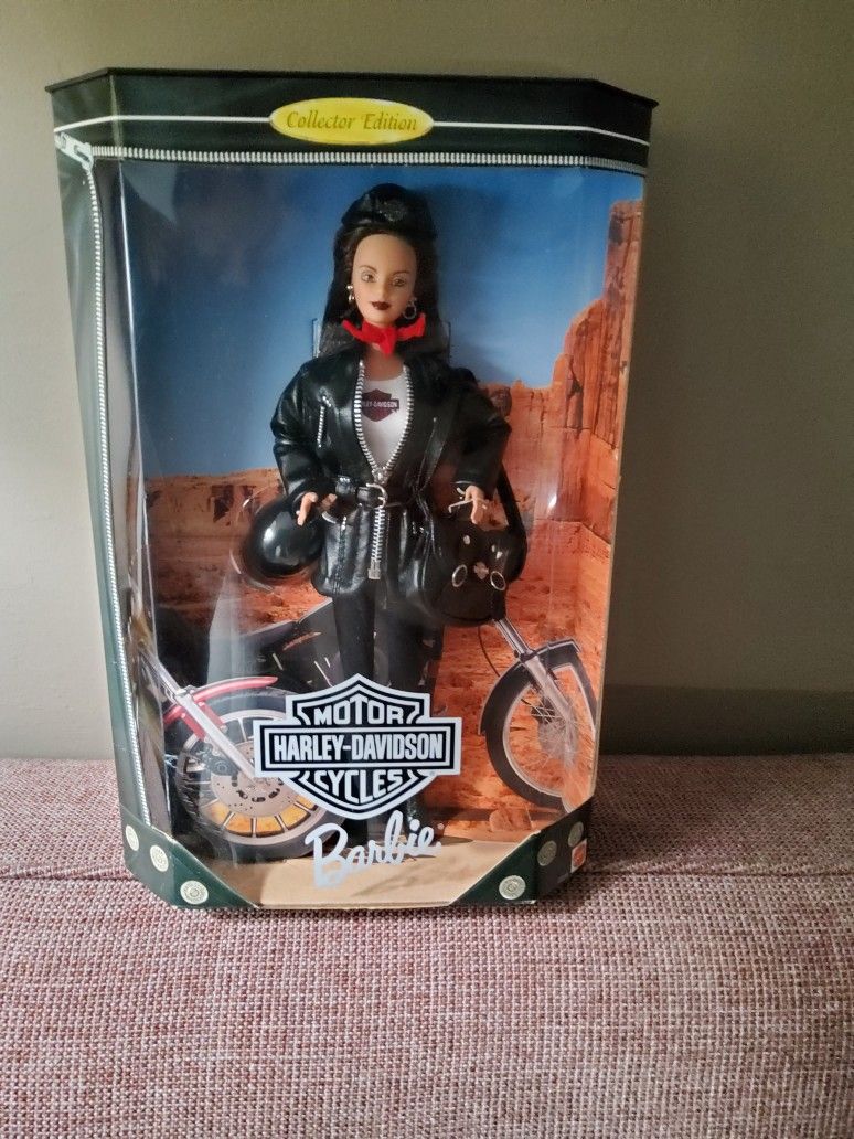 Harley Davidson Barbie Collector Edition 1998