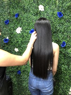 Se Solicita Cosmetologa