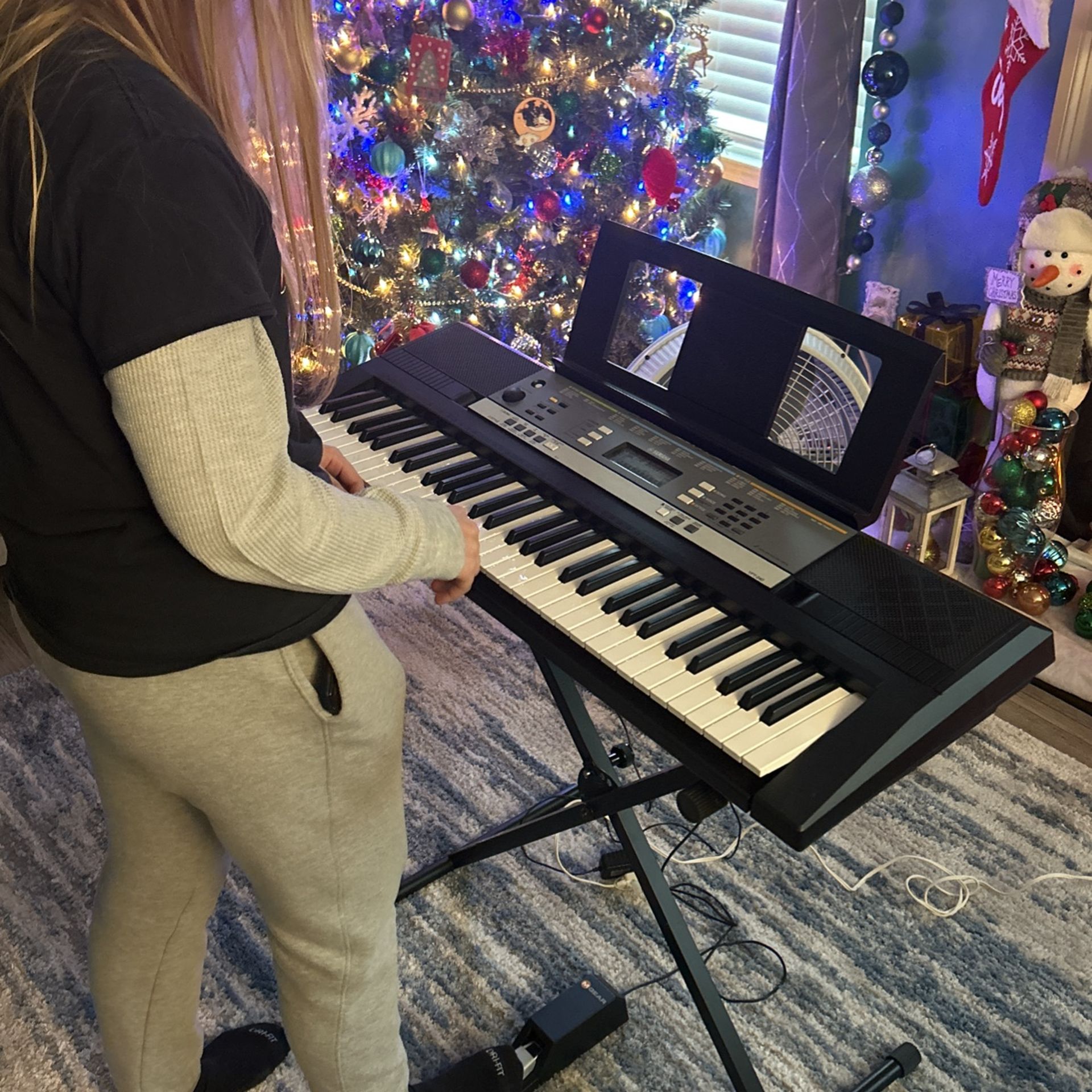YAMAHA YPT-240