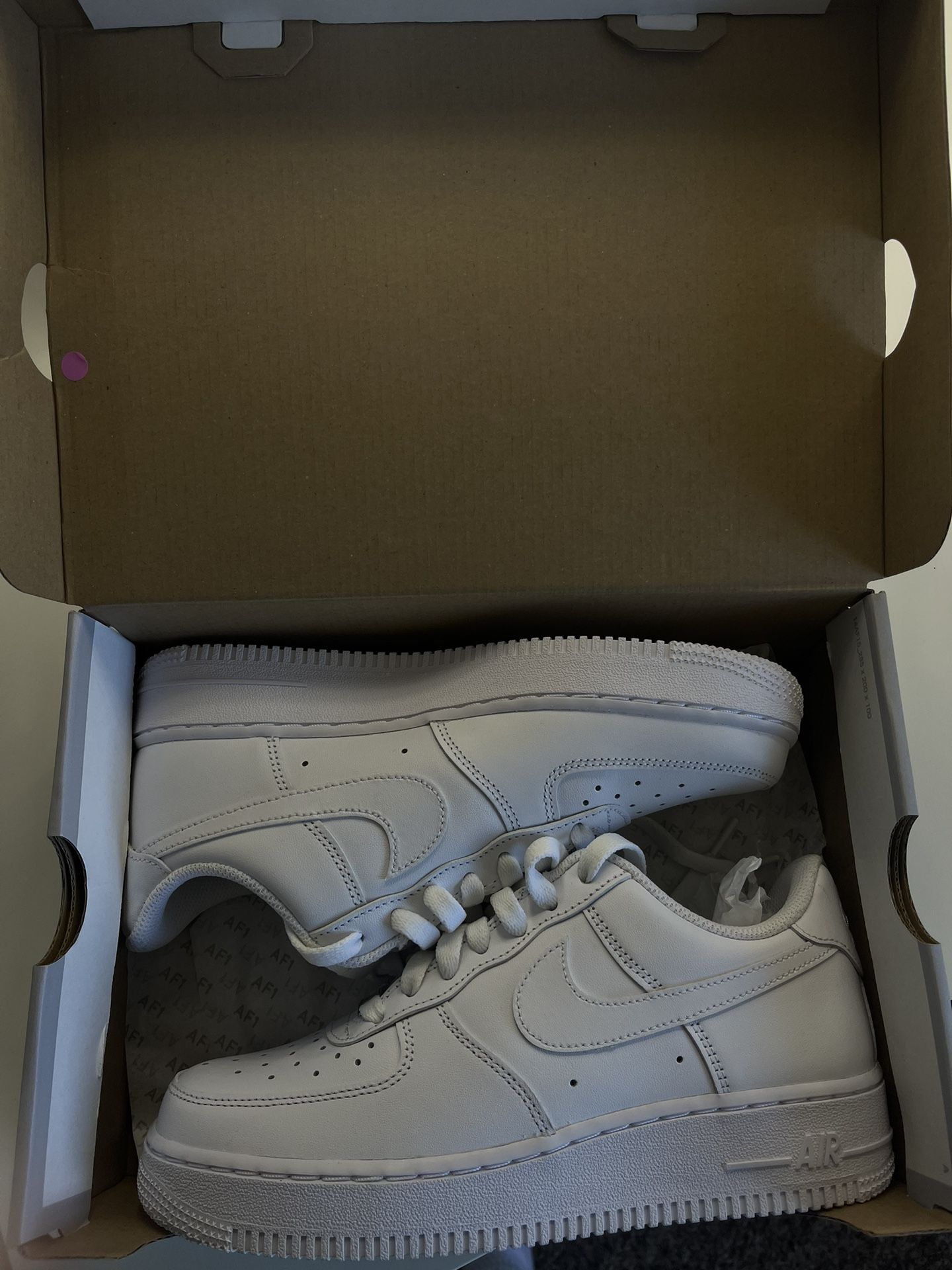 size 14 white air force ones