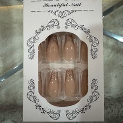 ✨💛 Gold French tip press-ons 💛✨