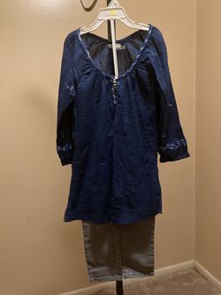 Size XS(4/5) tunic and 5T jeans