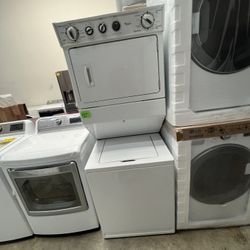 WHIRLPOOL STACKABLE WASHER AND GAS DRYER 