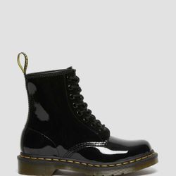 1460 WOMEN'S PATENT LEATHER LACE UP BOOTS BRAND NEW - NEVER USED.