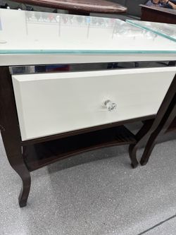 Mid-century modern Nightstand
