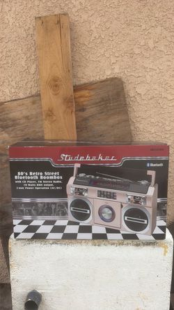 80’s Retro Street Bluetooth Boombox