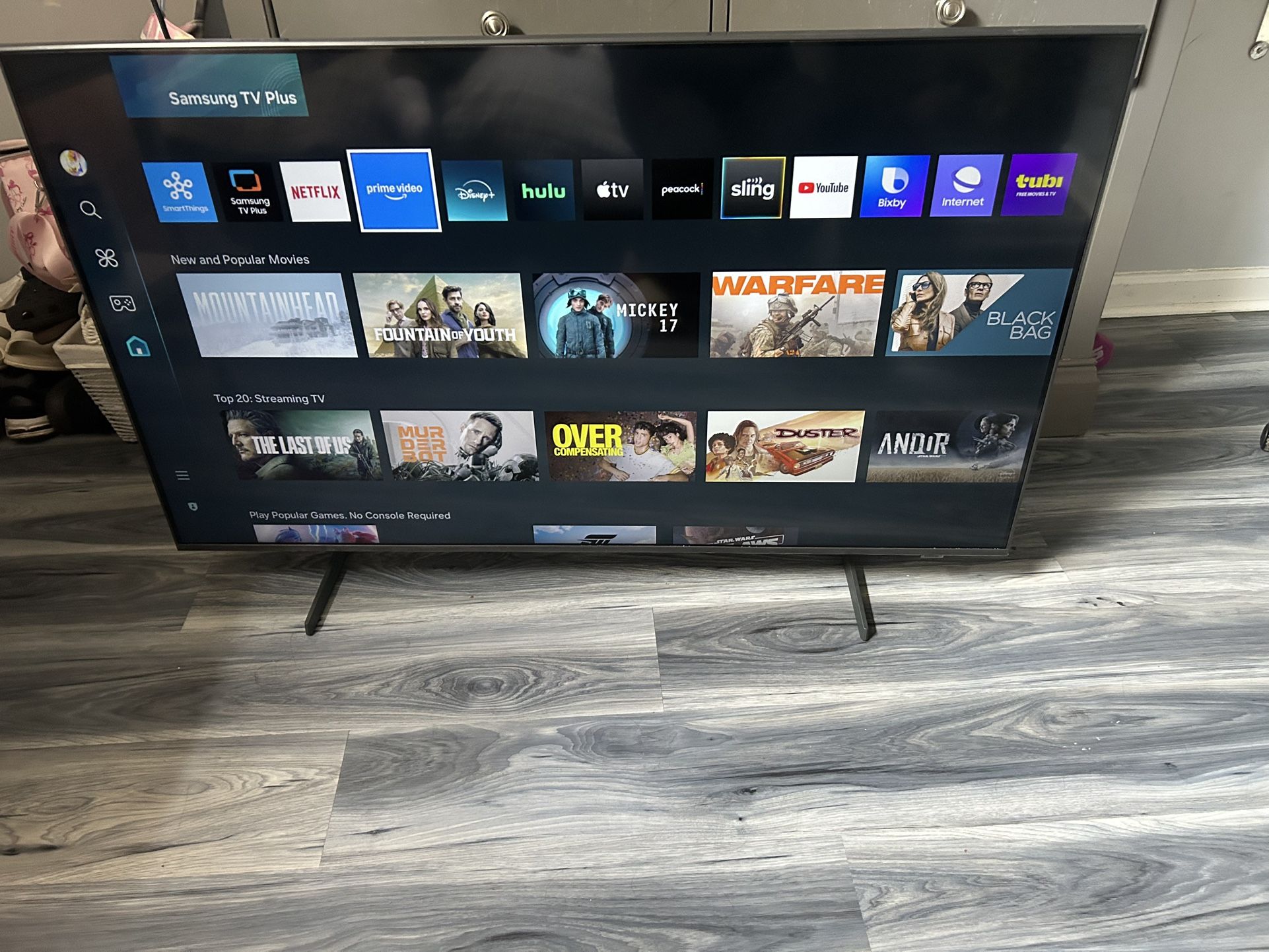 50 Samsung Crystal Smart Tv
