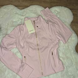 Size Small Let Me No 