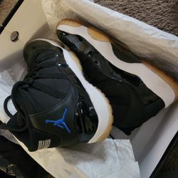 Jordan Men Size 9 Good Conditión, Edición Limitada 