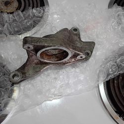 2014-2018 Nissan Altima OEM Rear Engine Strut Bracket