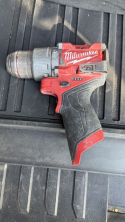 M12 Fuel Drill