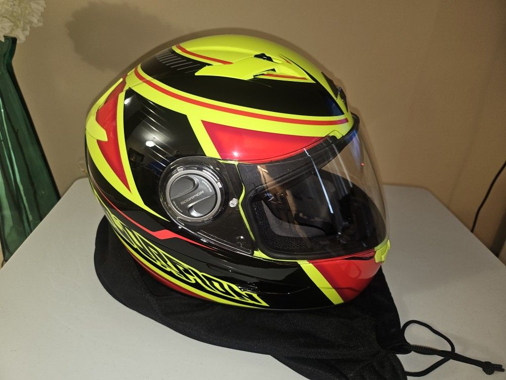 New Scorpion Motorcycle Helmet With Sunshield and Clear Shield