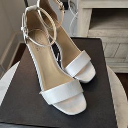 Naturalizer Joy Sandal Size 7