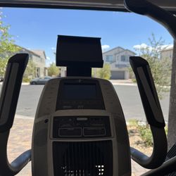 NórdicTrack C7.5 Elliptical 