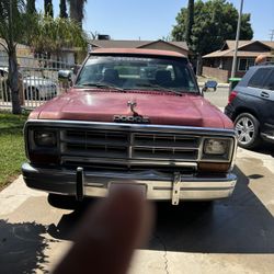 1990 Dodge Ram 