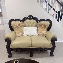 3 Elegant Leather Couches 