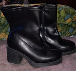 Women's Dress Boots Size 9ww 