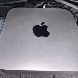 Mac Mini M2 Pro