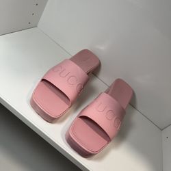 Gucci Soft Pink Block Sandals - Size 11