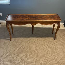 Henredon Table