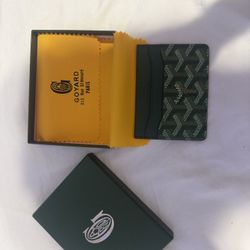 Green Gold Yard Card holder