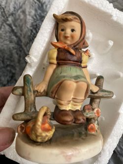 Hummel Little Girl On The Fence 88.57 Online