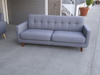 Modern Gray Tufted Sofa Couch – Excellent Condition