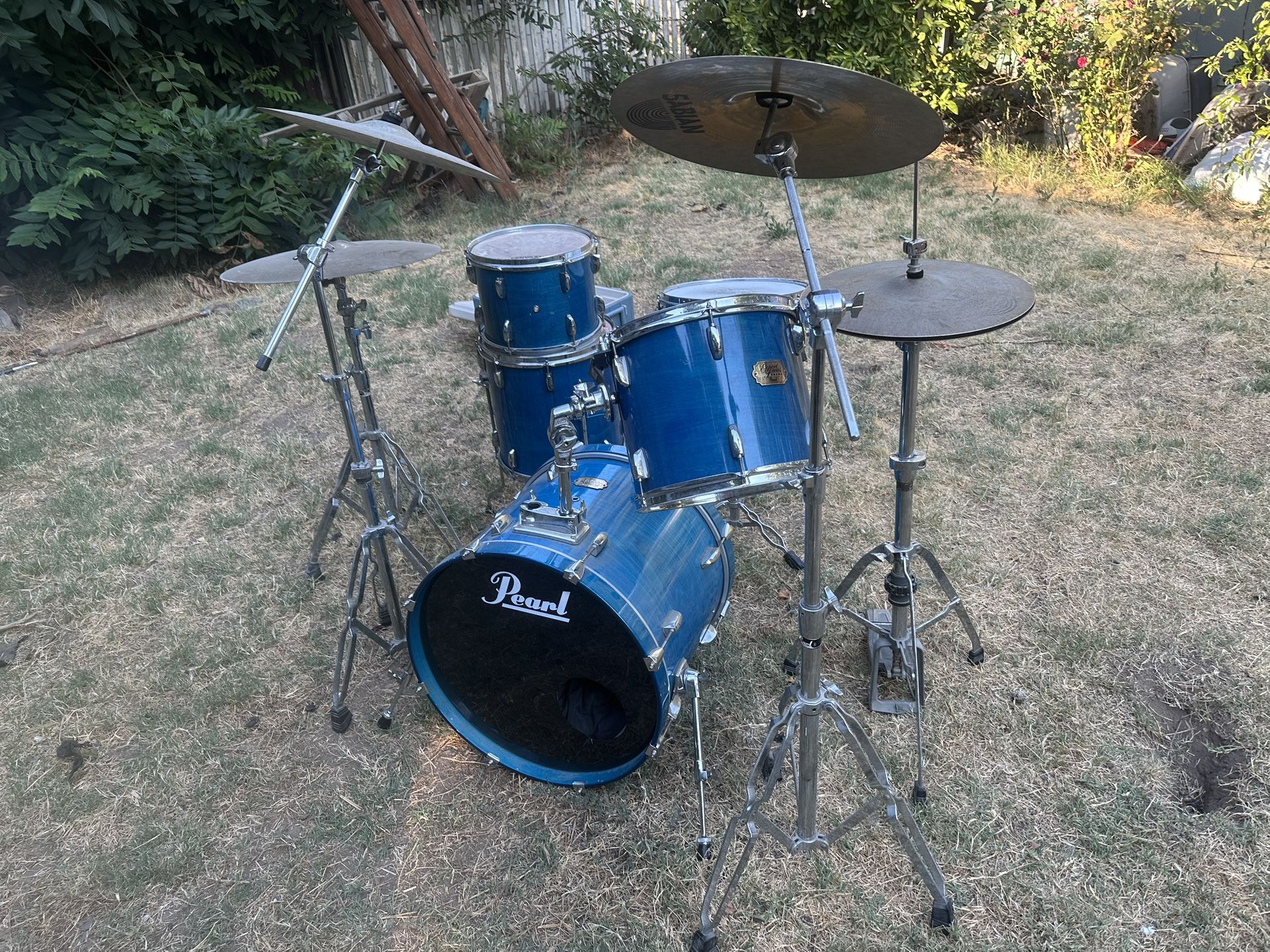 Pearl Drum Kit