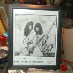 Sweetheart Of The Rodeo Janis Gill , Kristine Arnold Plus Rodeo Men Signature's Great Condition Framed In Glass 