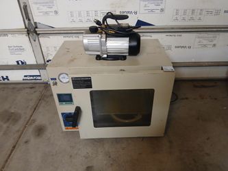 Vacuum Oven