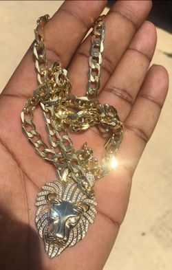 10k gold chain and charm