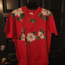 Ladies Christmas Sweatshirt. Short sleeve.  