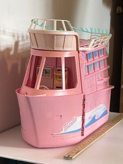 Barbie pink cruise discount ship