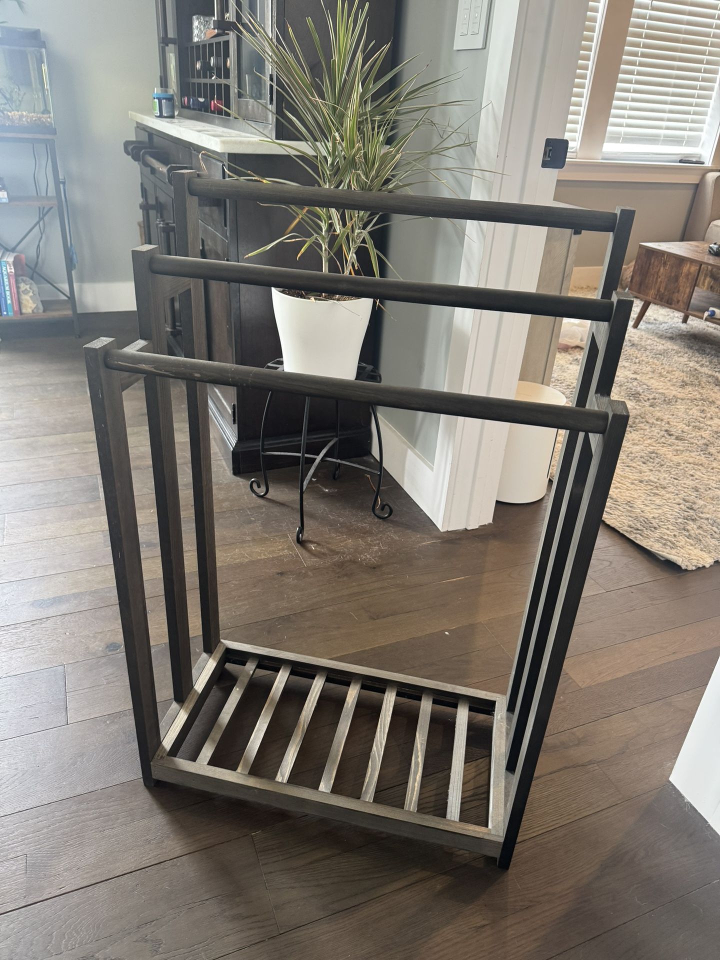 Pants Stand