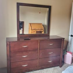 Queen Bedroom Furniture 