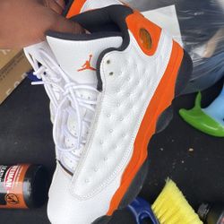 Jordan 13s Size 7y