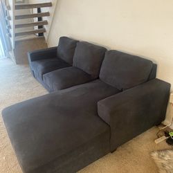 Sectional Couch ( Right Facing)
