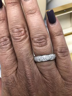 18KT White Gold Diamond Eternity Band