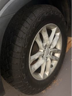 4 Tires in good condition 235 / 65R17 / 1041
