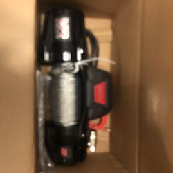 8,000 Warn Winch New In Box