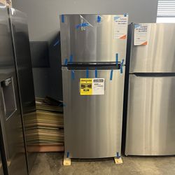 Whirlpool 18 Cu Ft Top Mount Stainless Steel Apartment Size Refrigerator 